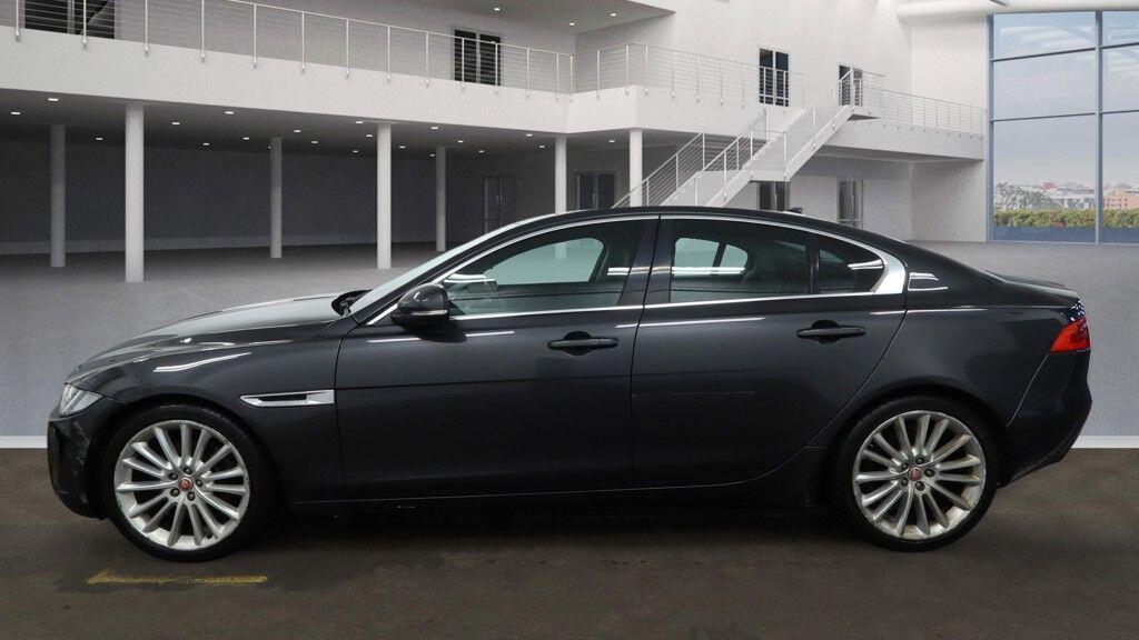 Used Jaguar XE 2016 for sale - 77633445: Photo 10