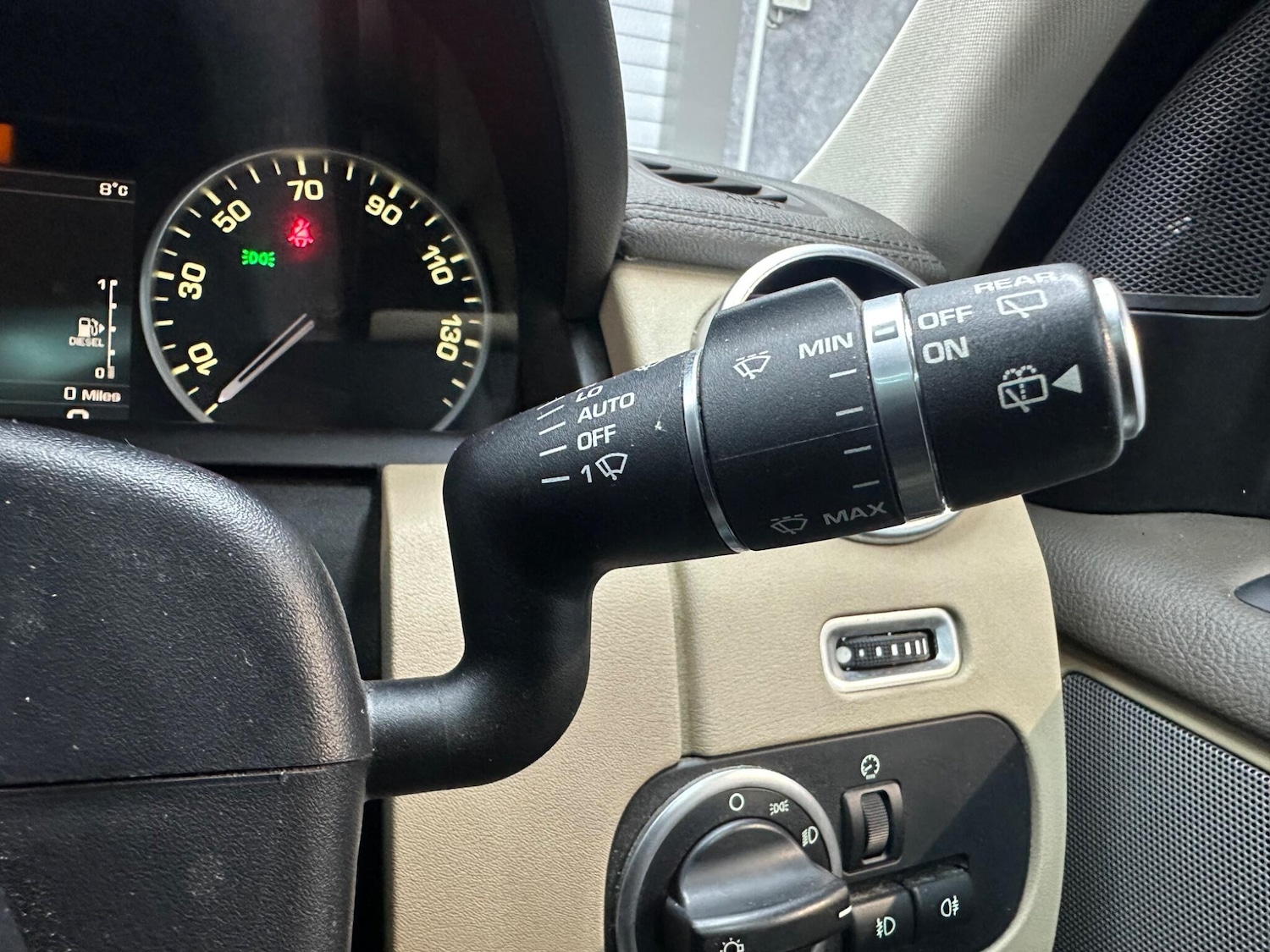 Used Land Rover Discovery 4 2014 for sale - 77440085: Photo 21