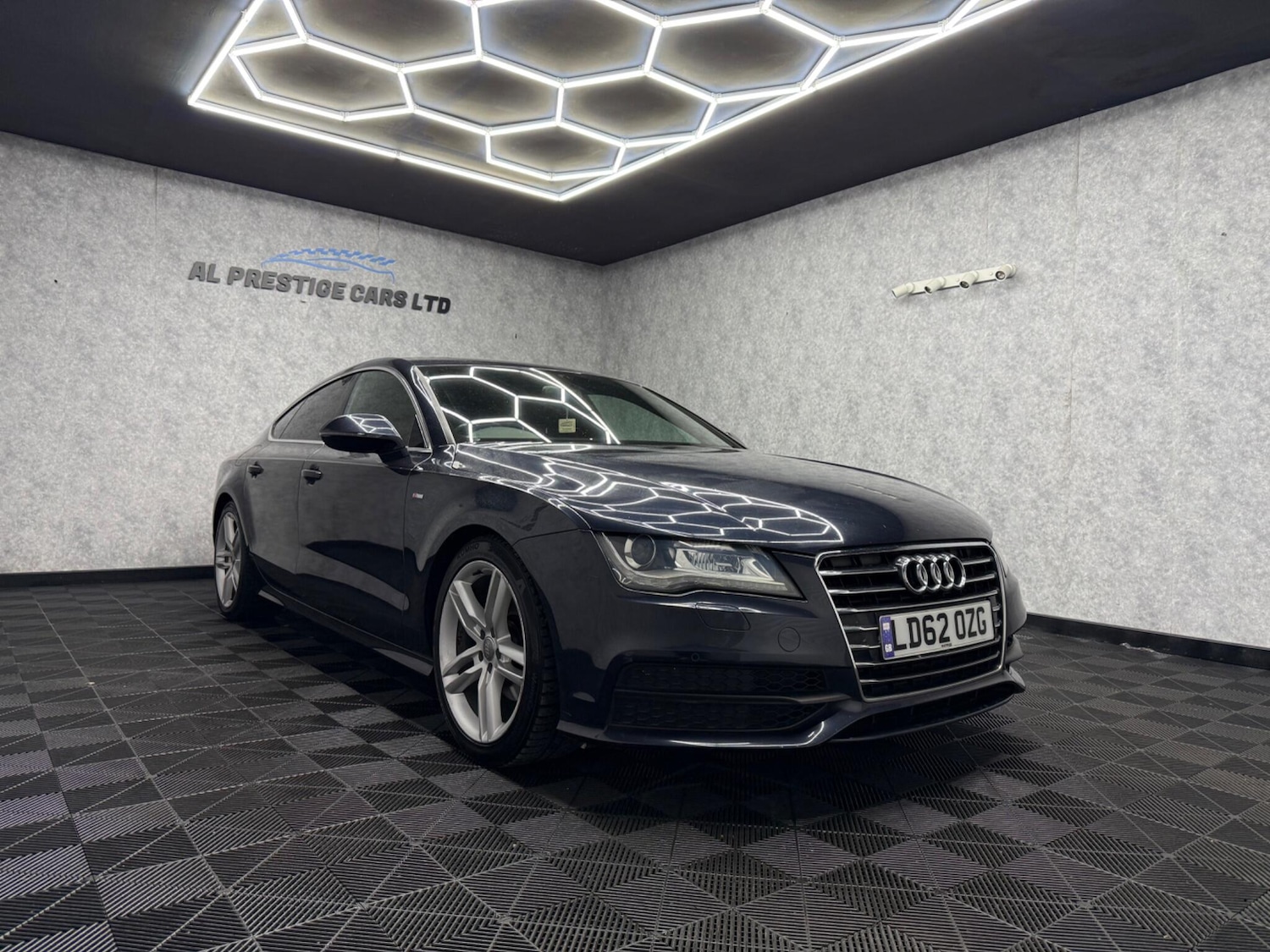 Used Audi A7 for sale - 78057559: Photo 2