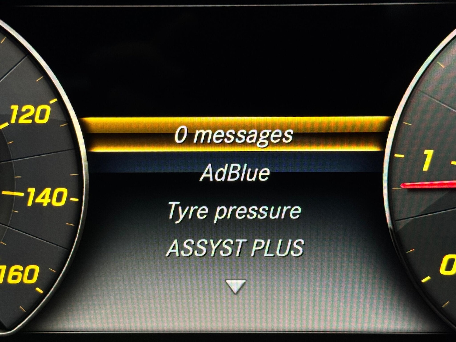 Used Mercedes-Benz E Class 2016 for sale - 76936114: Photo 16