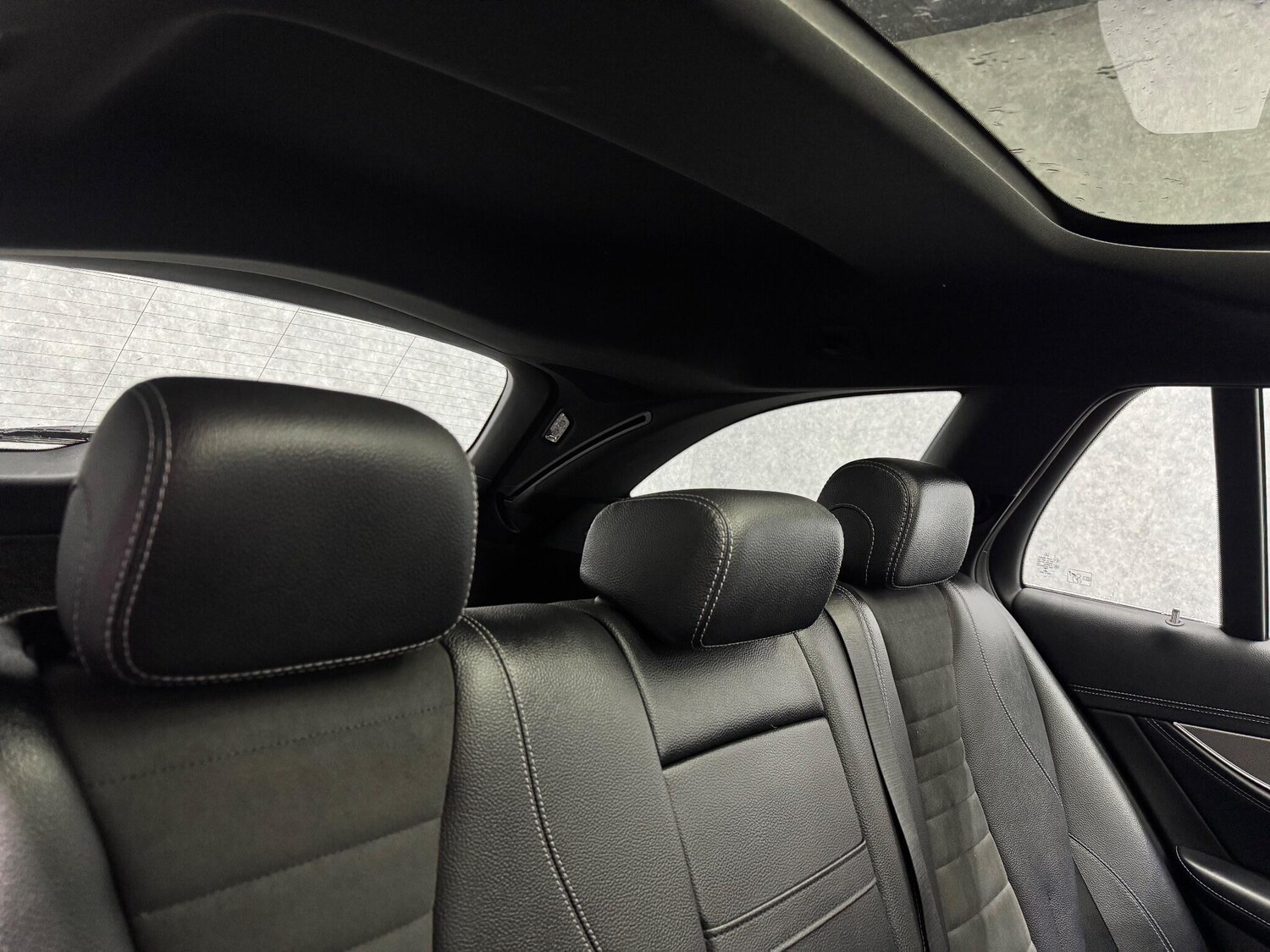 Used Mercedes-Benz E Class 2016 for sale - 76936114: Photo 19