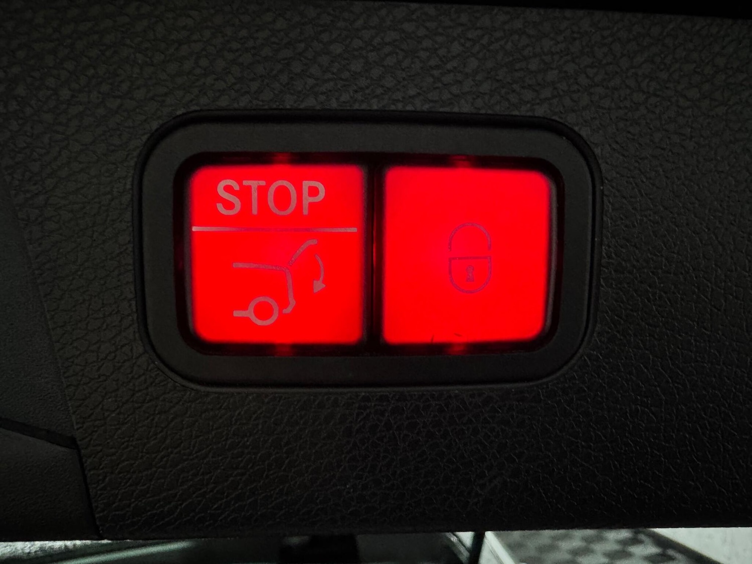 Used Mercedes-Benz E Class 2016 for sale - 76936114: Photo 29