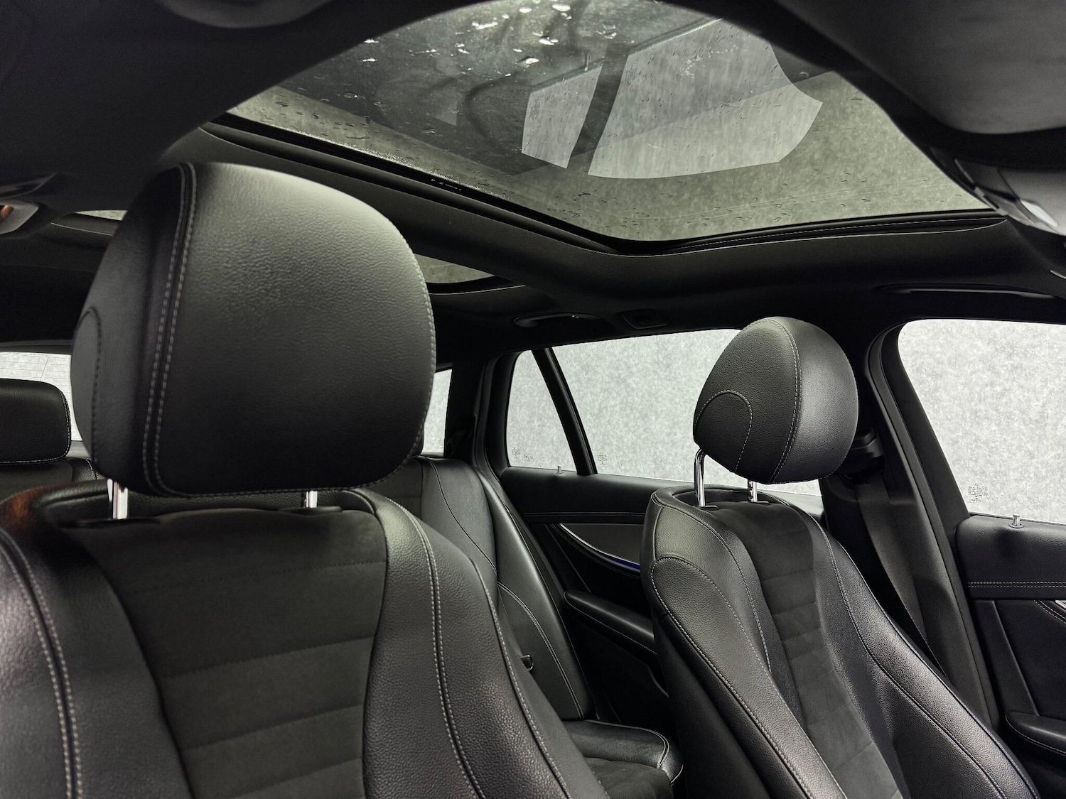 Used Mercedes-Benz E Class 2016 for sale - 76936114: Photo 5