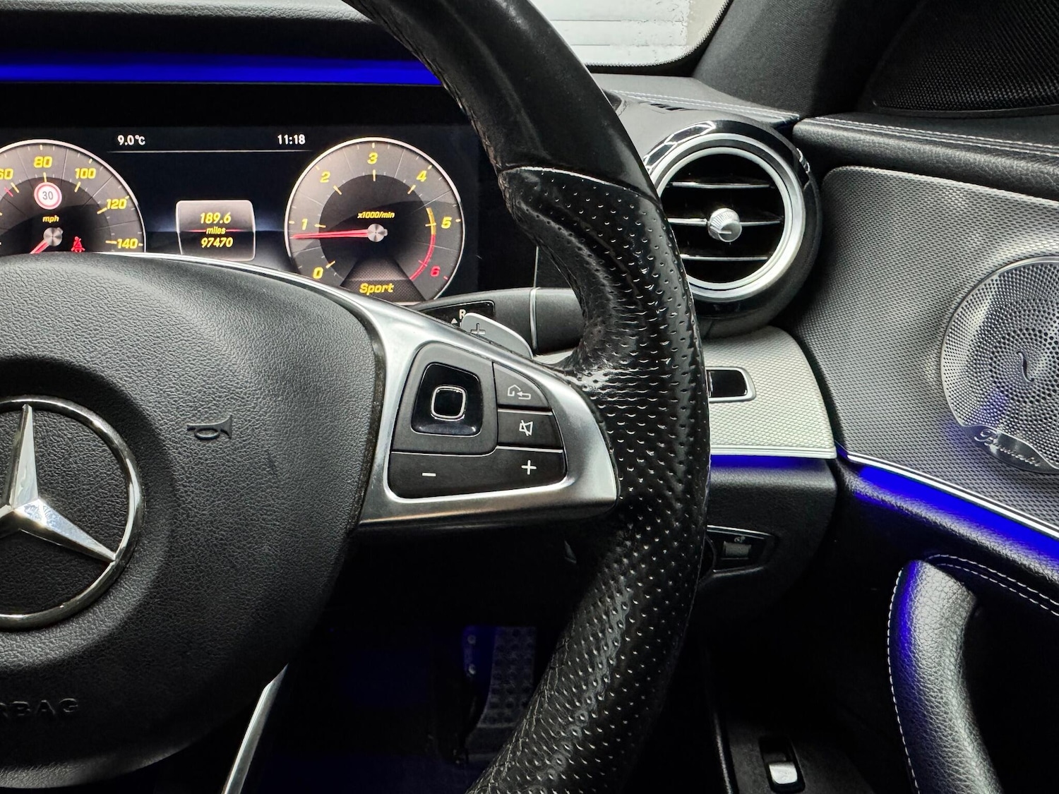 Used Mercedes-Benz E Class 2016 for sale - 76936114: Photo 9