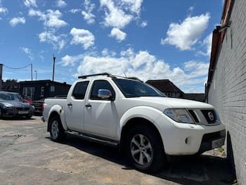 Used Nissan Navara 2013 for sale - 79664452: Photo