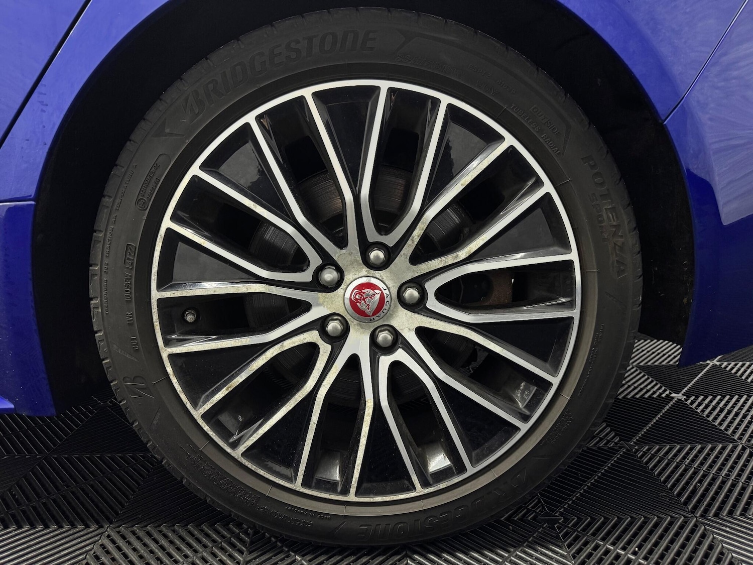 Used Jaguar XE 2019 for sale - 77174547: Photo 31