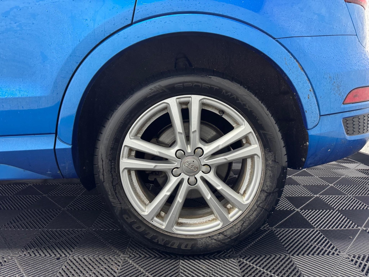Vehicle 28
