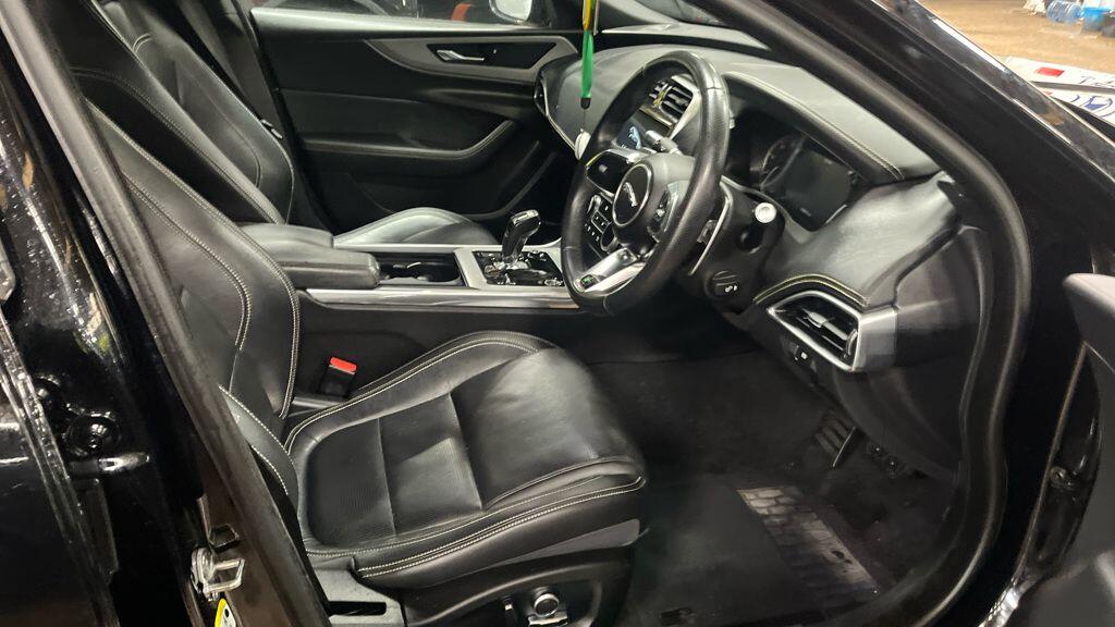 Used Jaguar XE for sale - 78057741: Photo 2