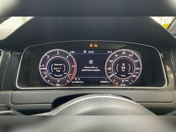 Used Volkswagen Golf 2019 for sale - 77066591: Photo