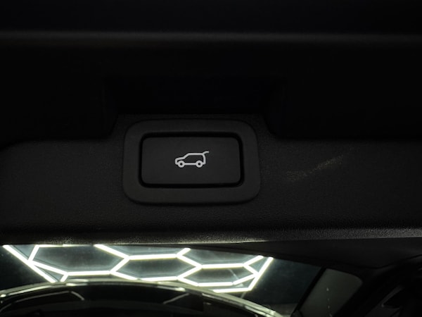 Used Land Rover Discovery 2017 for sale - 75246550: Photo 41