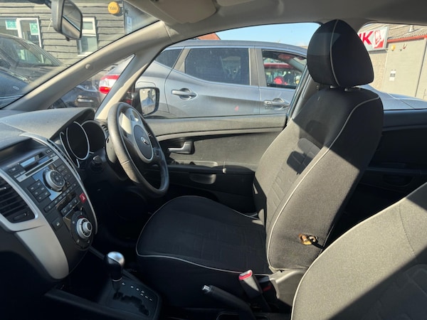 Used Kia Venga 2013 for sale - 76226205: Photo 8