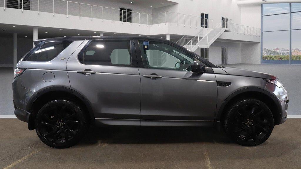 Used Land Rover Discovery Sport 2017 for sale - 76360647: Photo 12