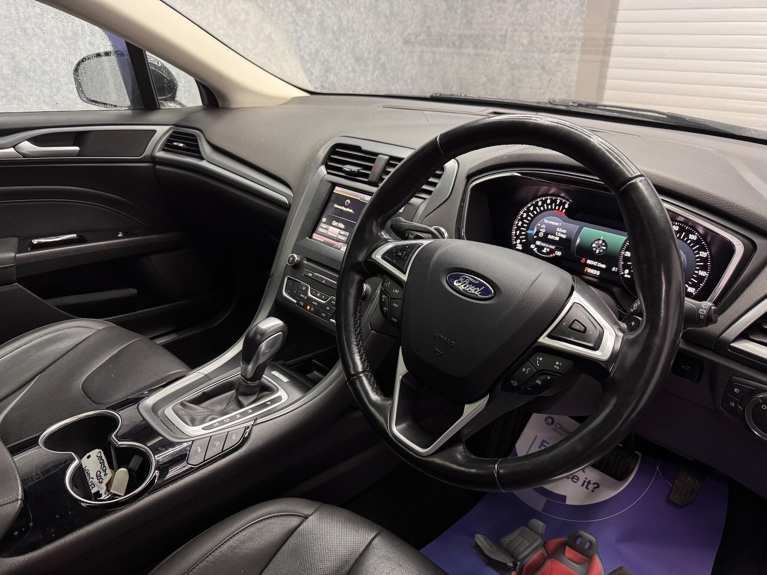 Used Ford Mondeo 2015 for sale - 76597324: Photo 2