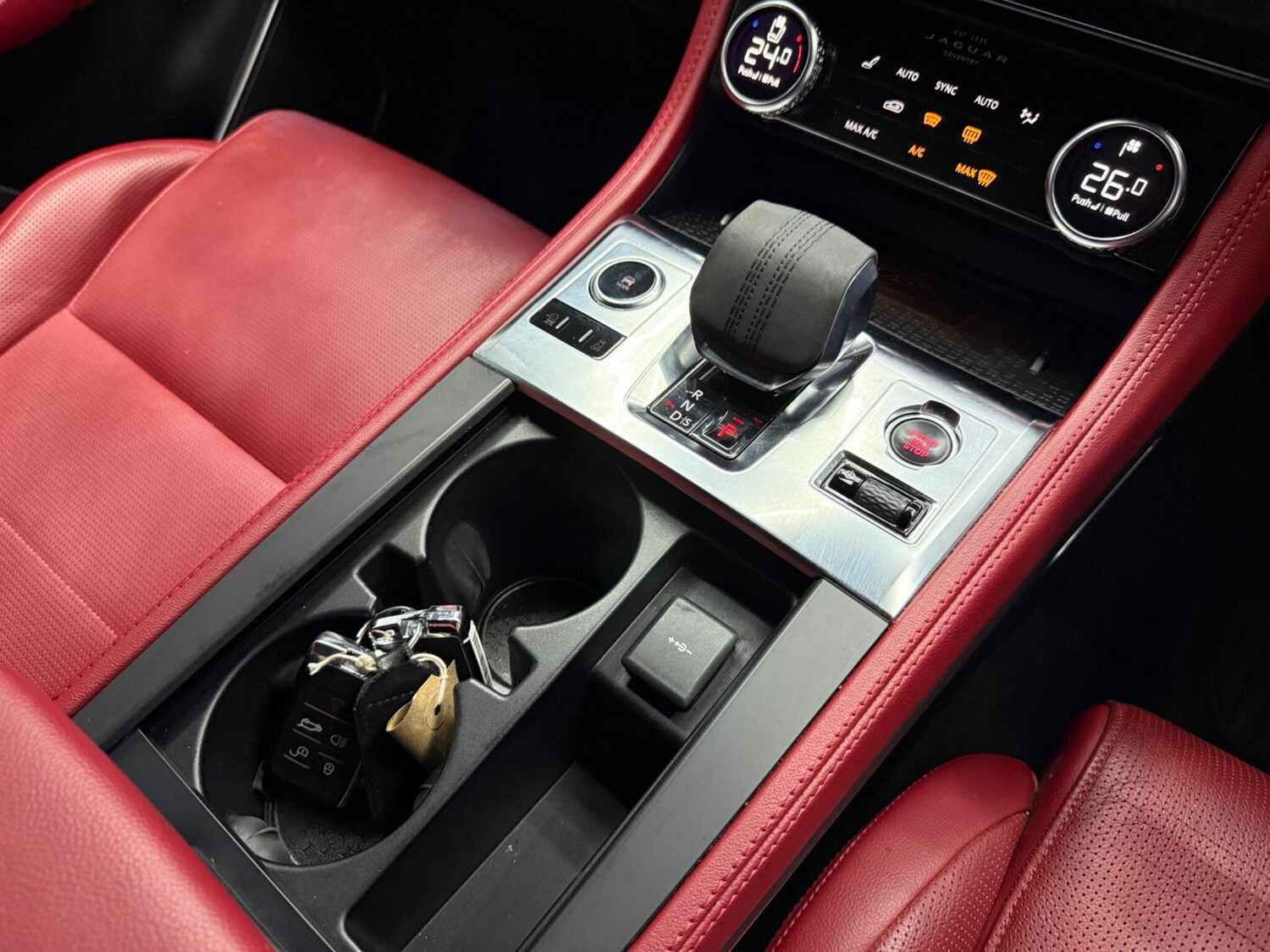 Used Jaguar F-Pace 2021 for sale - 78058197: Photo 9