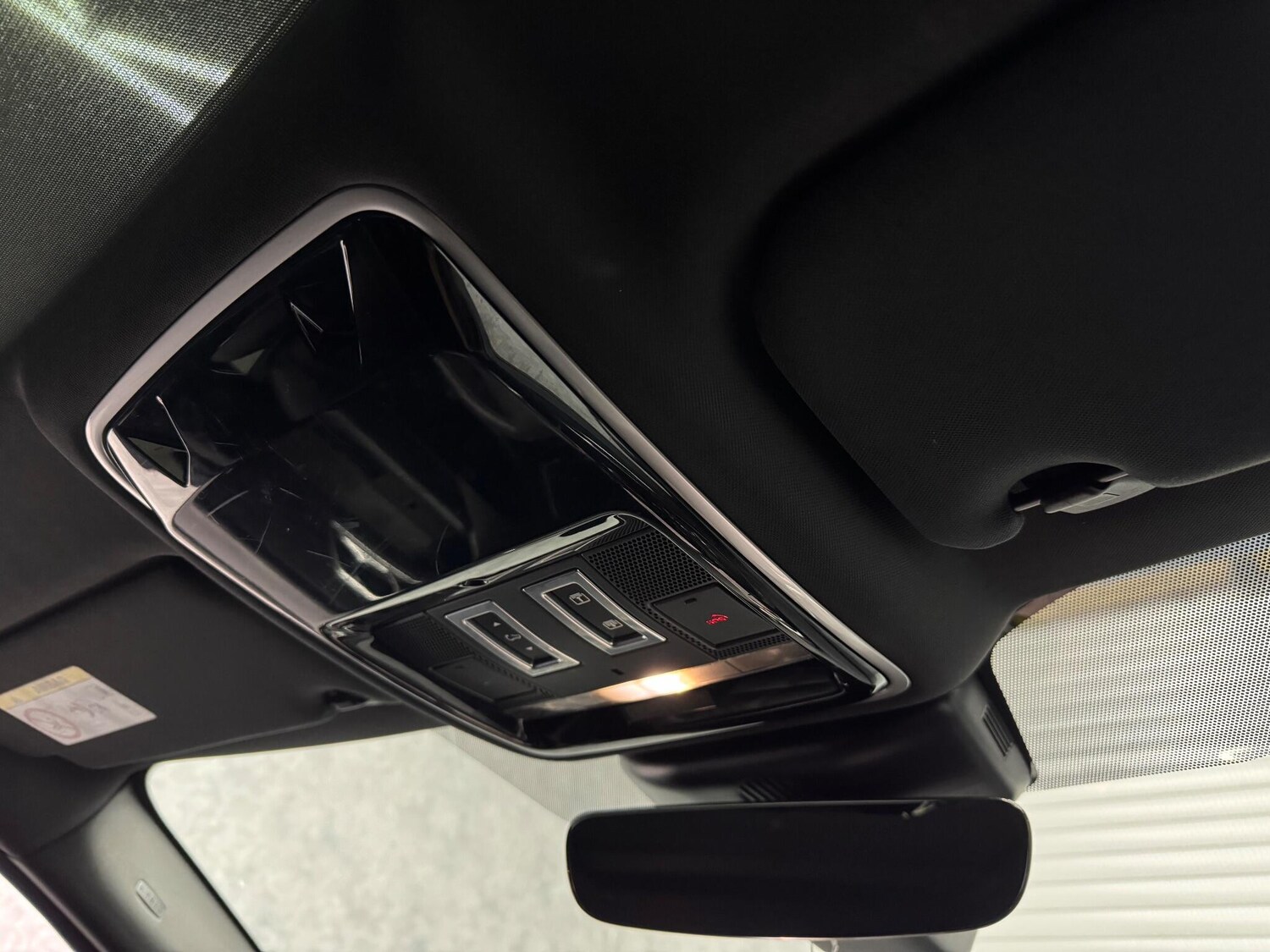 Used Land Rover Range Rover Velar 2018 for sale - 76239273: Photo 25