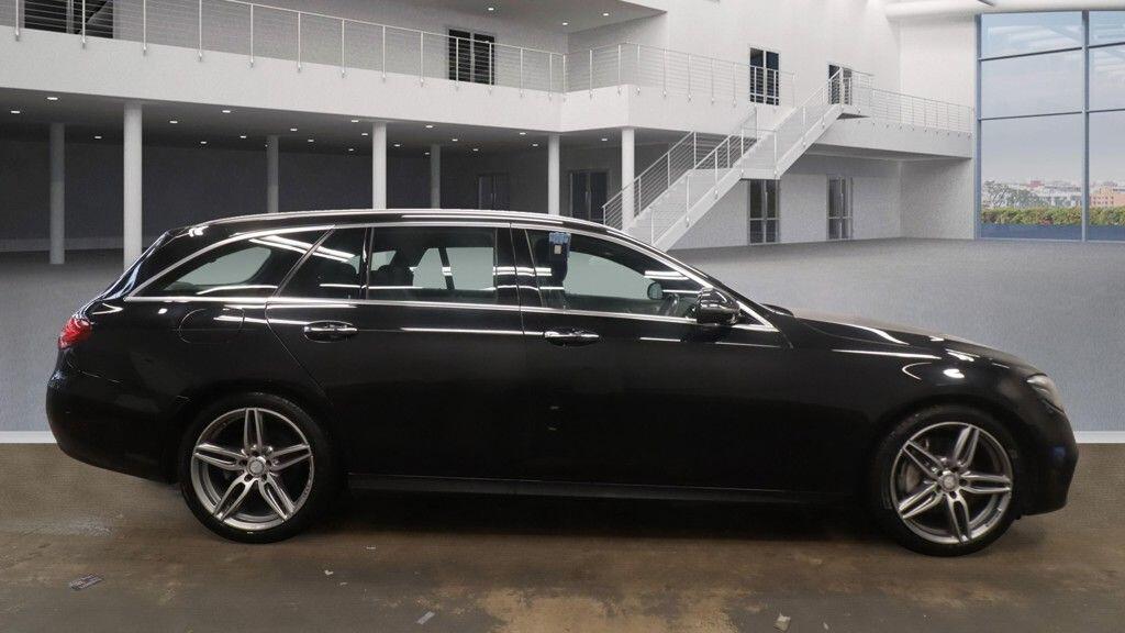 Used Mercedes-Benz E Class 2016 for sale - 76633505: Photo 10