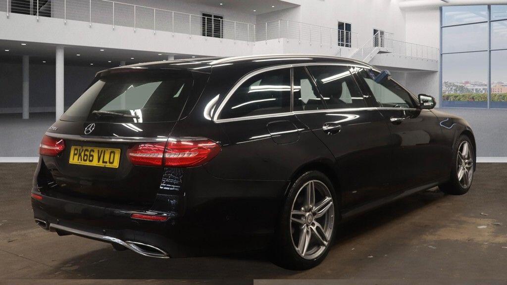 Used Mercedes-Benz E Class 2016 for sale - 76633505: Photo 11