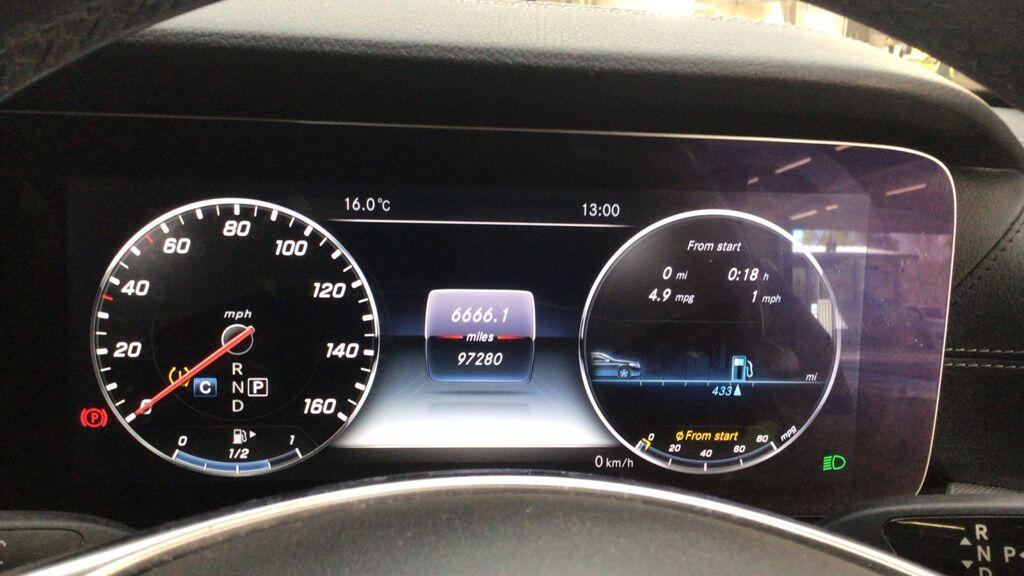 Used Mercedes-Benz E Class 2016 for sale - 76633505: Photo 5