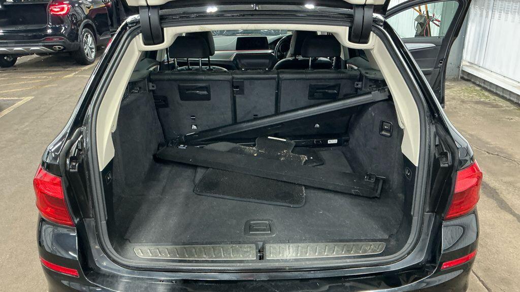 Used BMW 5 Series 2018 for sale - 77040678: Photo 12