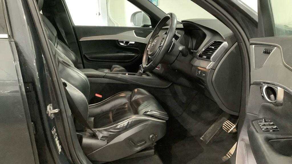 Used Volvo XC90 2018 for sale - 77575408: Photo 2