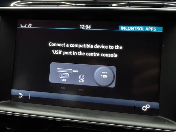 Used Jaguar XE 2015 for sale - 75658562: Photo 16