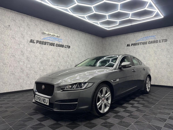 Used Jaguar XE 2015 for sale - 75658562: Photo 1