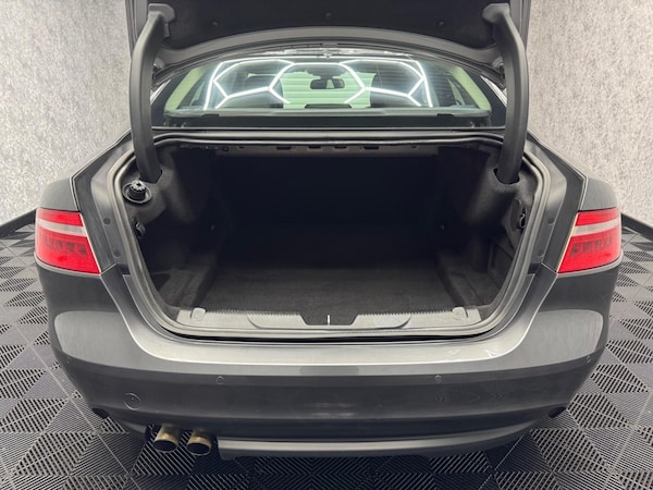 Used Jaguar XE 2015 for sale - 75658562: Photo 31