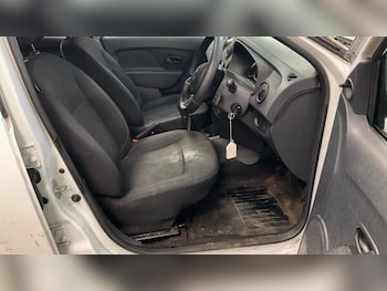 Used Dacia Sandero 2017 for sale - 78261212: Photo