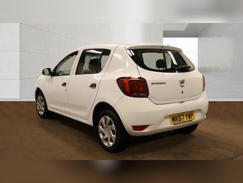 Used Dacia Sandero 2017 for sale - 78261212: Photo