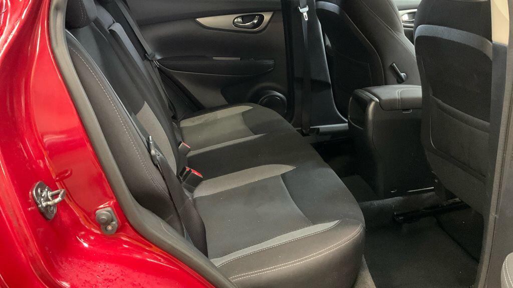 Used Nissan Qashqai 2018 for sale - 77683901: Photo 3