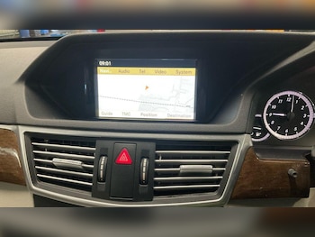 Used Mercedes-Benz E Class 2011 for sale - 78292453: Photo