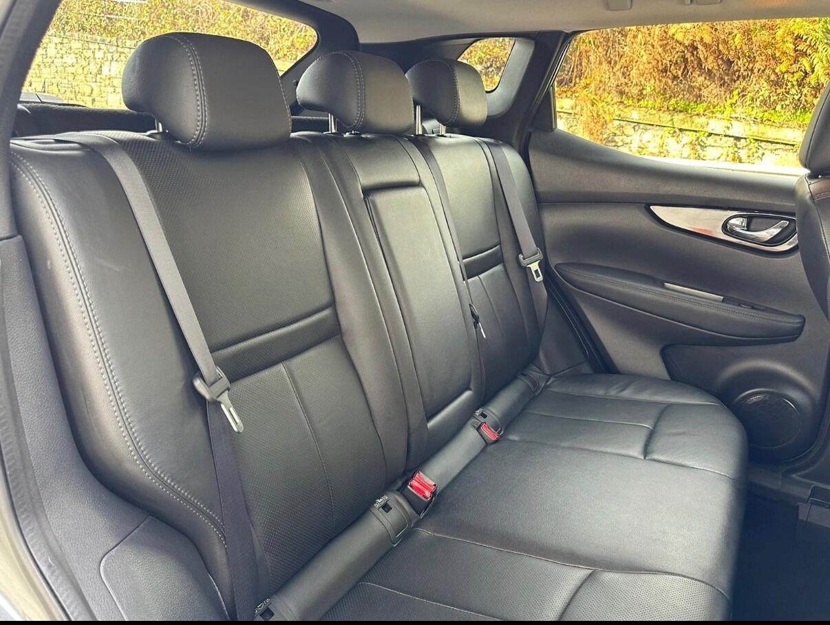 Used Nissan Qashqai 2017 for sale - 76512900: Photo 4