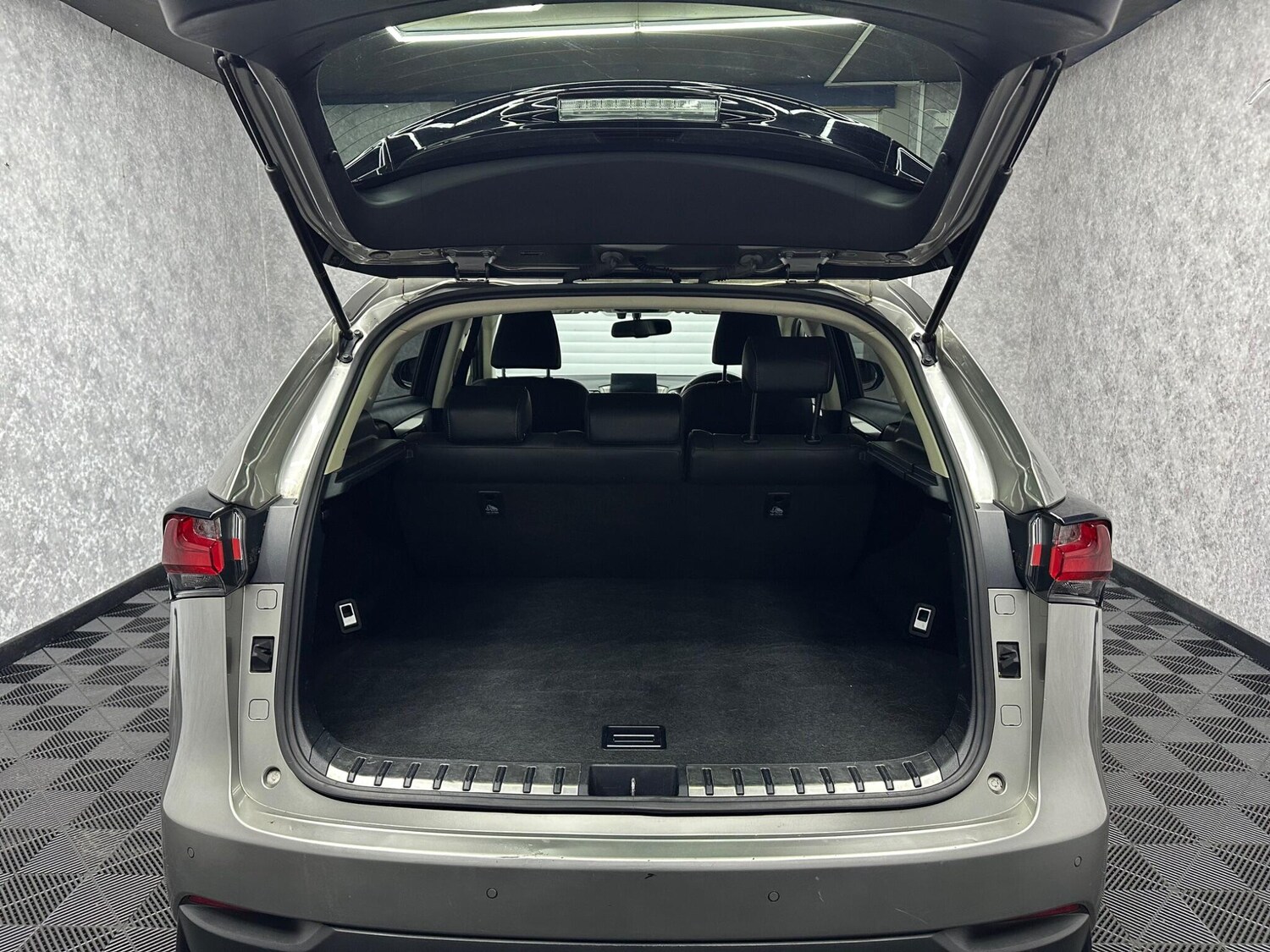 Used Lexus NX 2015 for sale - 78058881: Photo 41