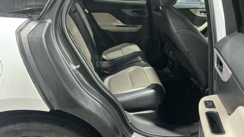 Used Jaguar F-Pace 2017 for sale - 78058294: Photo 3