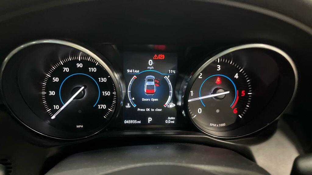 Used Jaguar XF 2016 for sale - 77696687: Photo 5