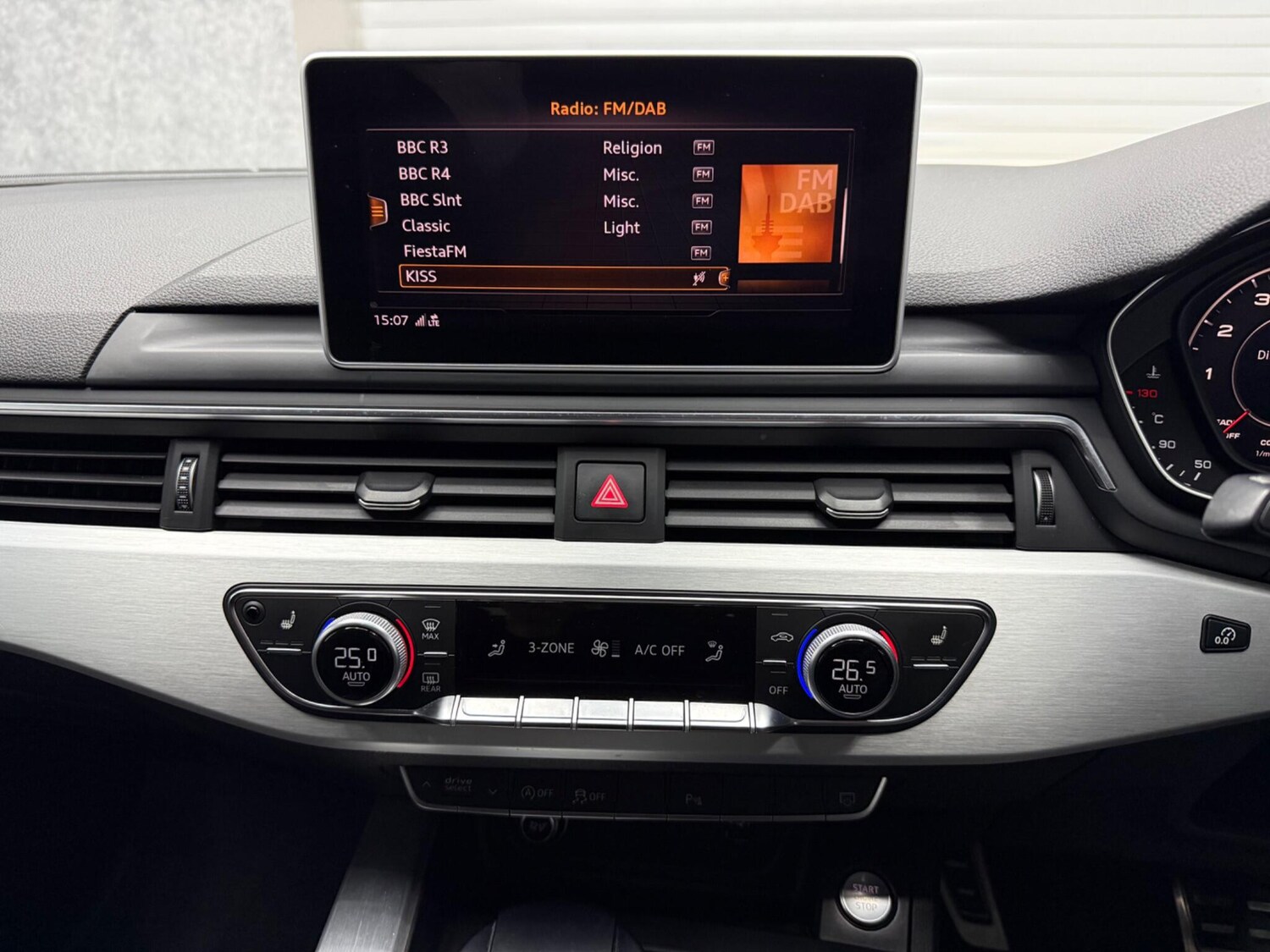 Used Audi A4 Avant for sale - 78057564: Photo 17