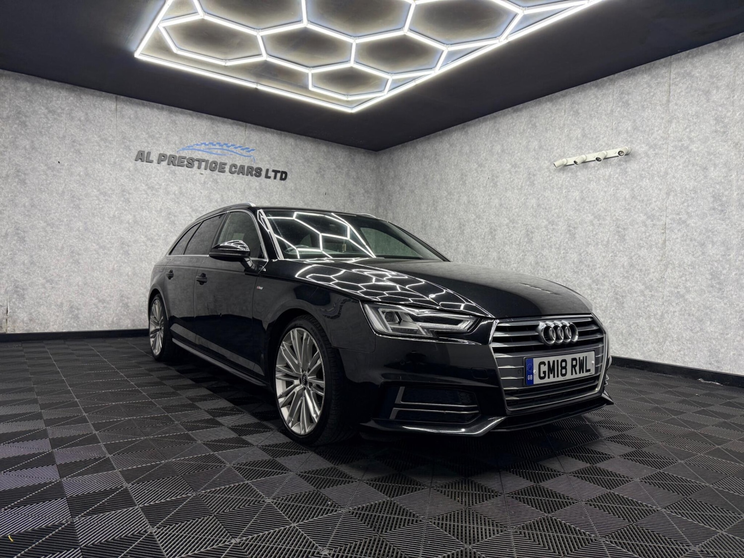 Used Audi A4 Avant for sale - 78057564: Photo 2