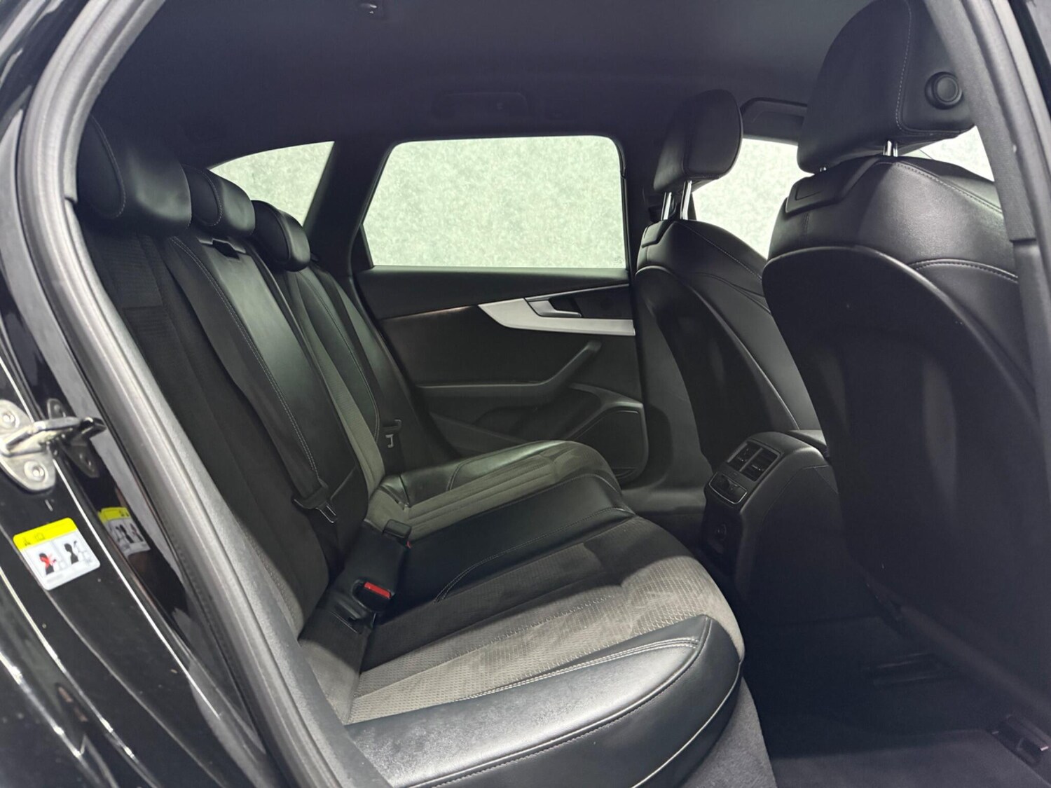 Used Audi A4 Avant for sale - 78057564: Photo 24