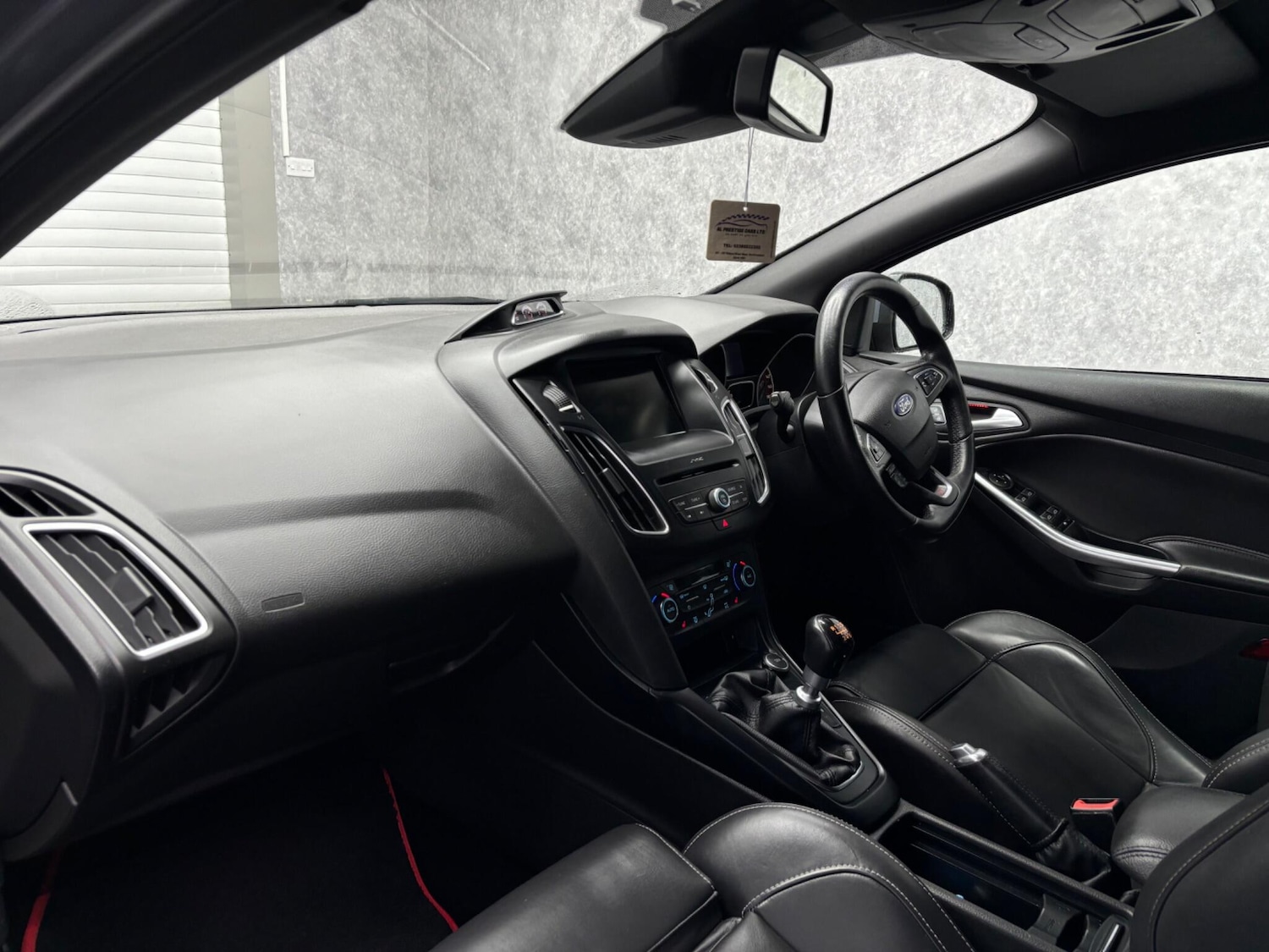 Used Ford Focus for sale - 77892671: Photo 2