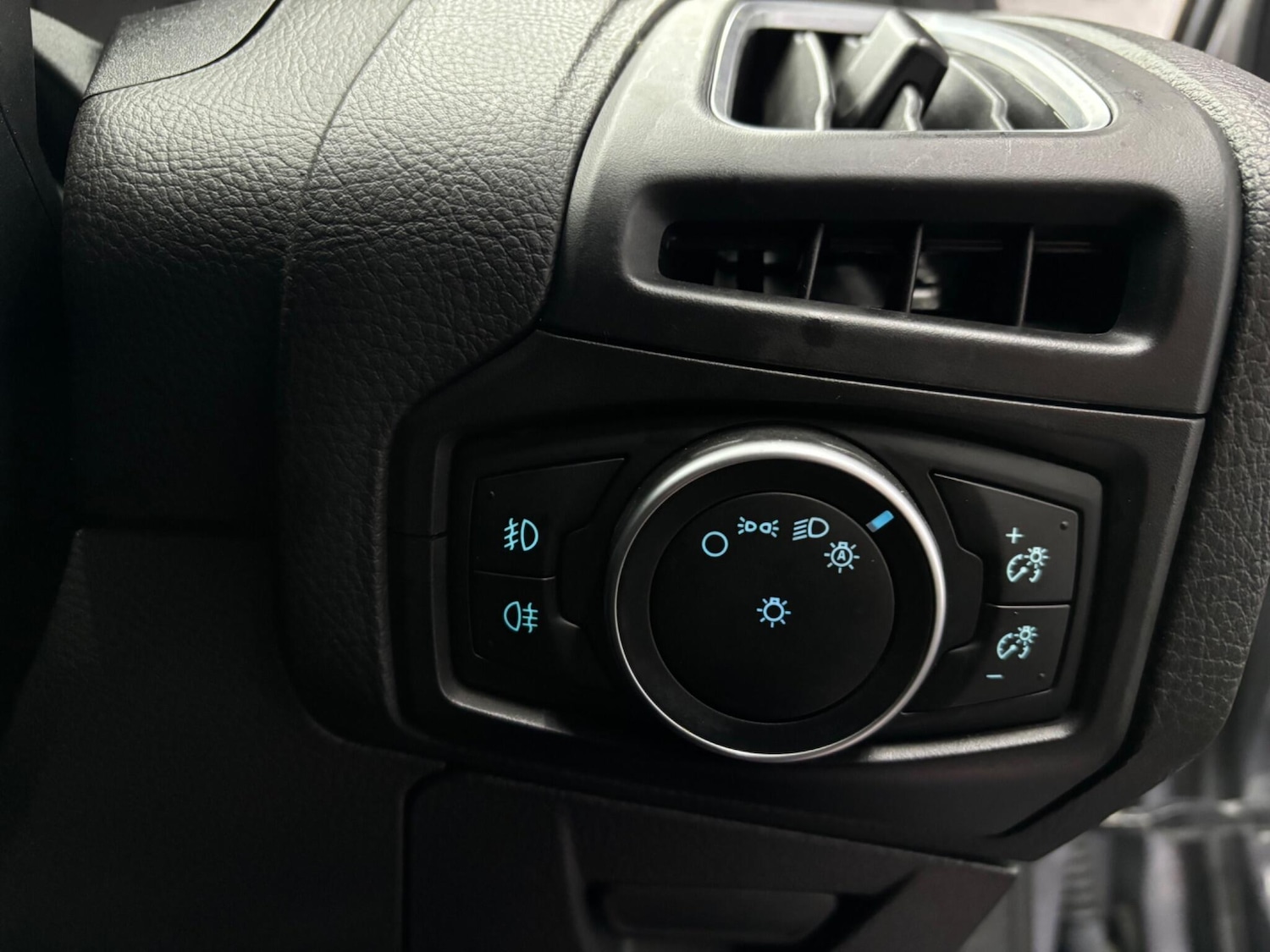 Used Ford Focus for sale - 77892671: Photo 36