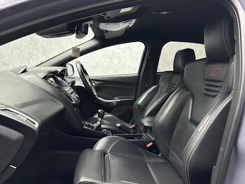 Used Ford Focus 2015 for sale - 77892671: Photo