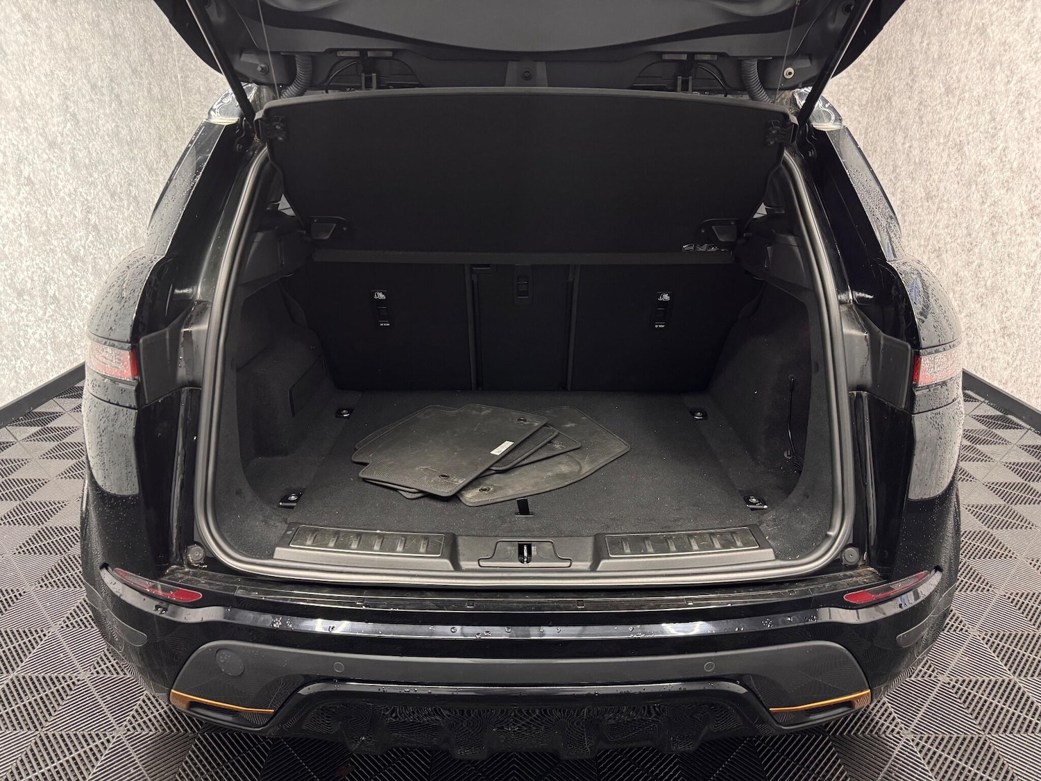 Used Land Rover Range Rover Evoque 2019 for sale - 76658007: Photo 28