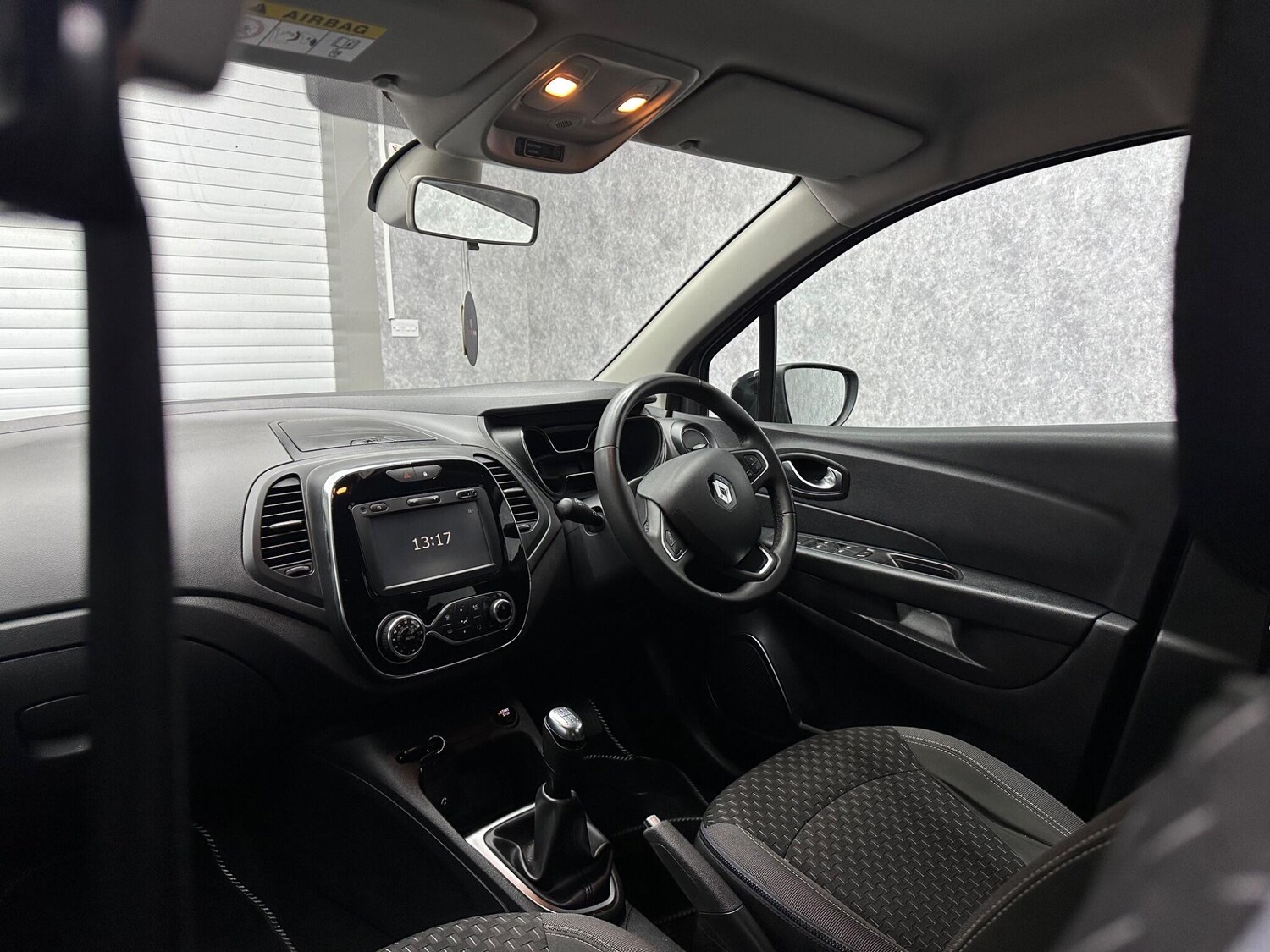 Used Renault Captur for sale - 78057964: Photo 13