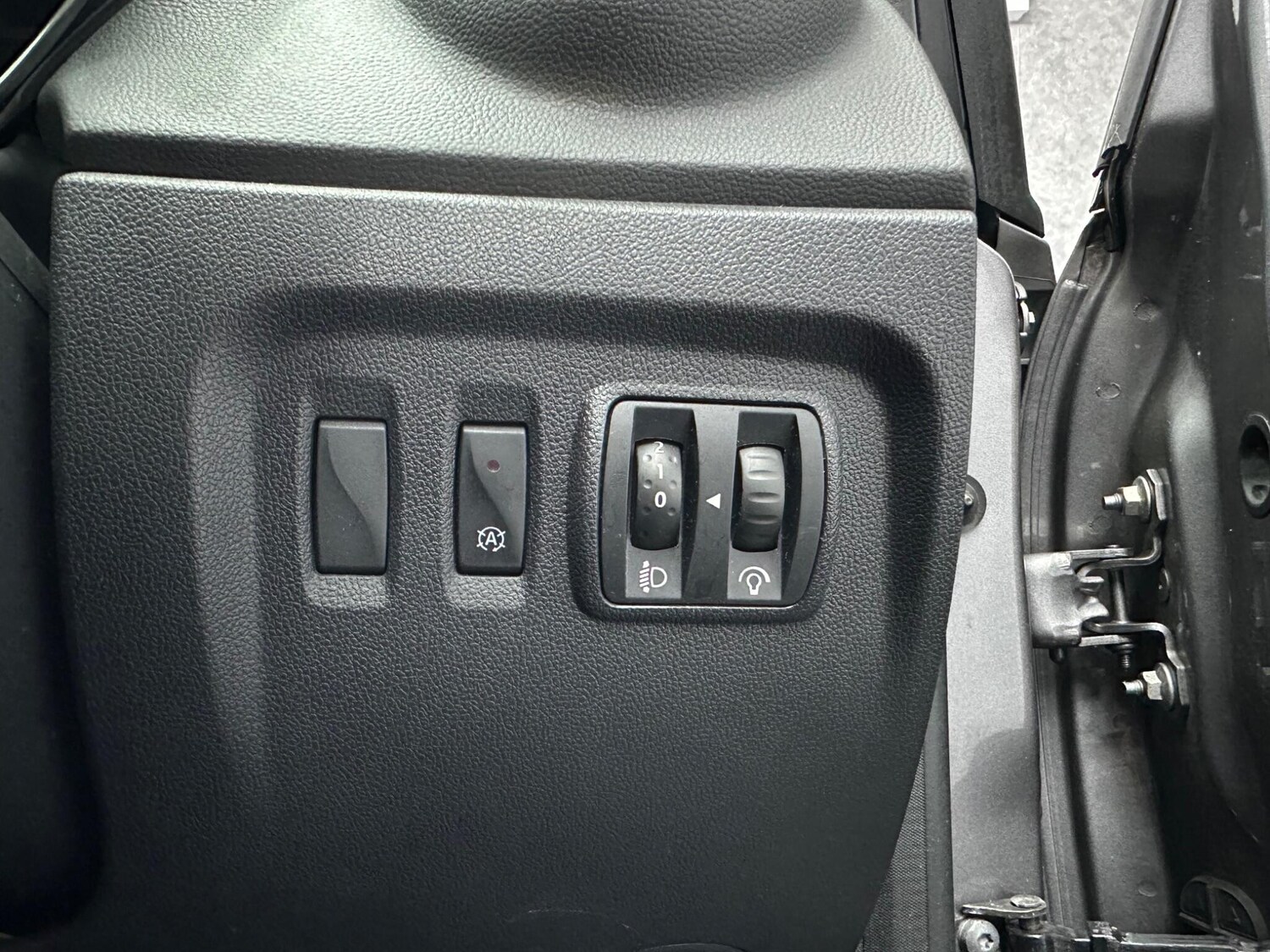 Used Renault Captur for sale - 78057964: Photo 21