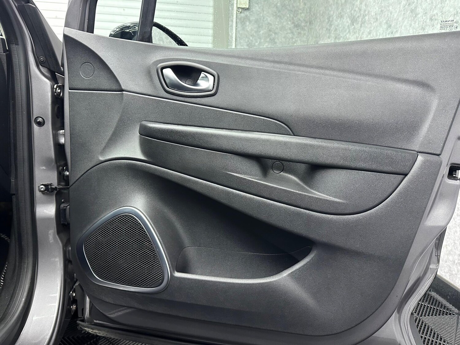 Used Renault Captur for sale - 78057964: Photo 22