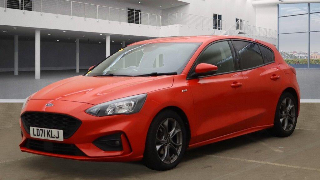 Used Ford Focus 2021 for sale - 76765296: Photo 1