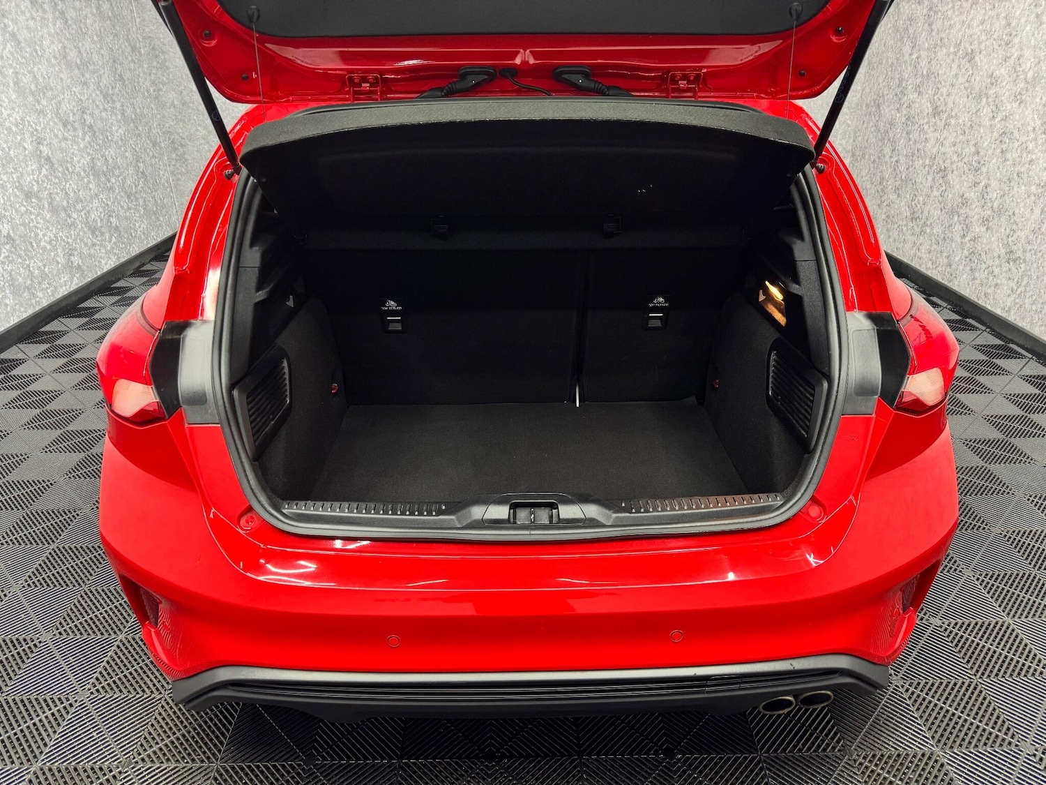 Used Ford Focus 2021 for sale - 76765296: Photo 28