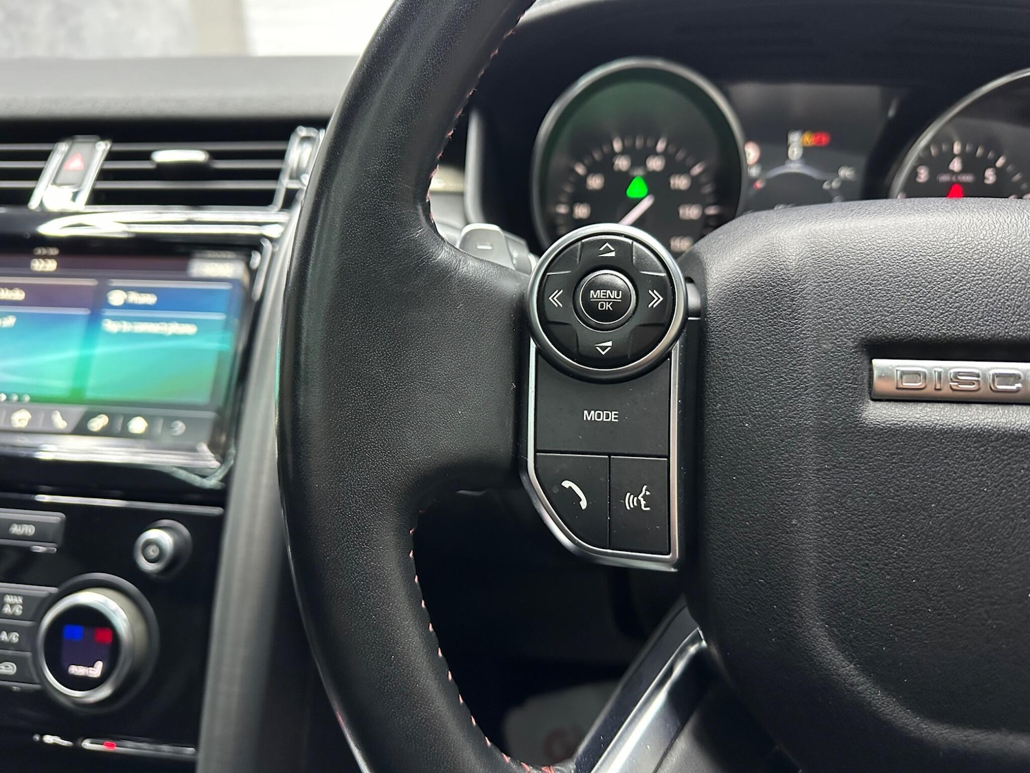 Used Land Rover Discovery 2017 for sale - 78058281: Photo 9