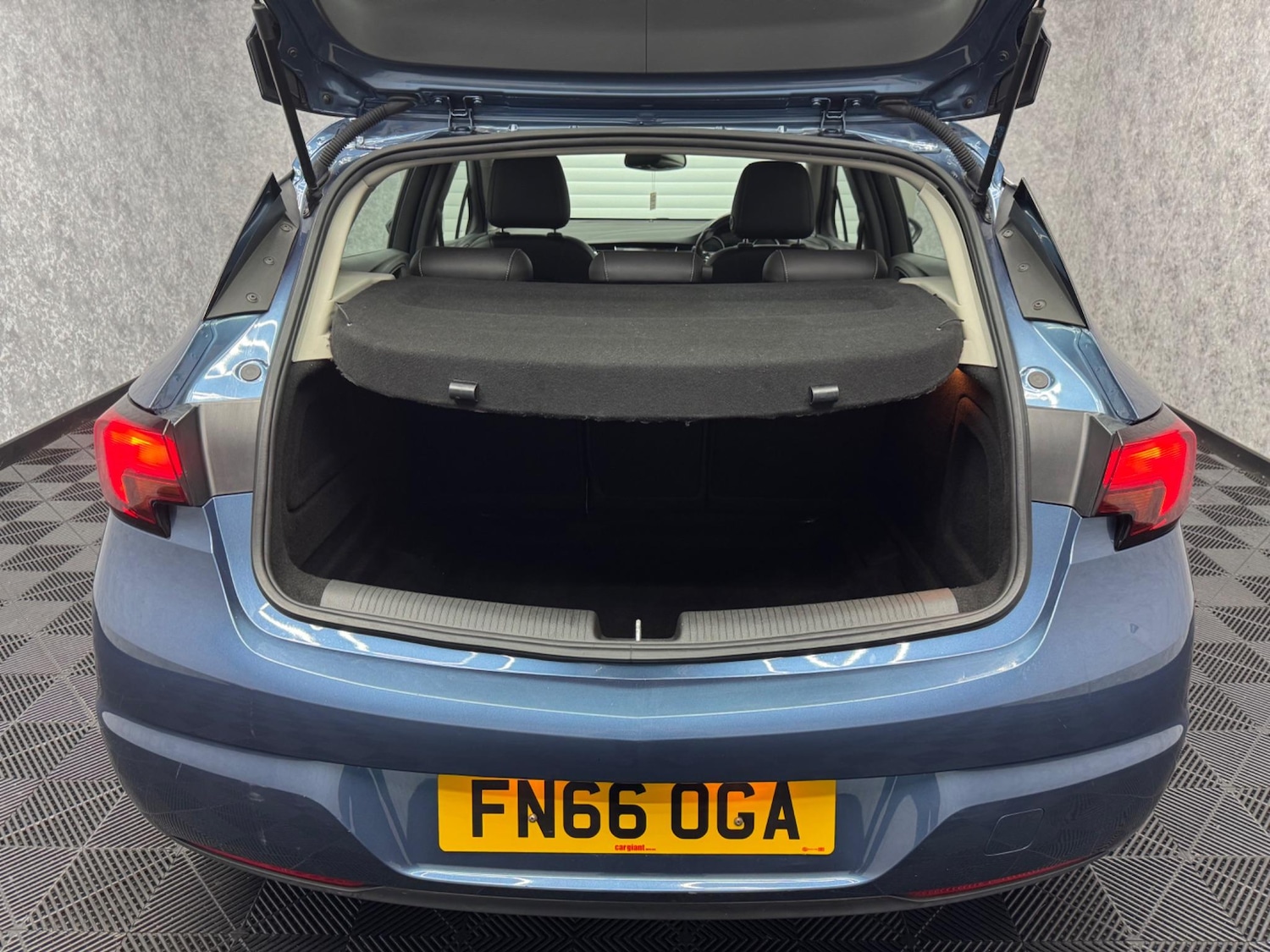Vehicle 22