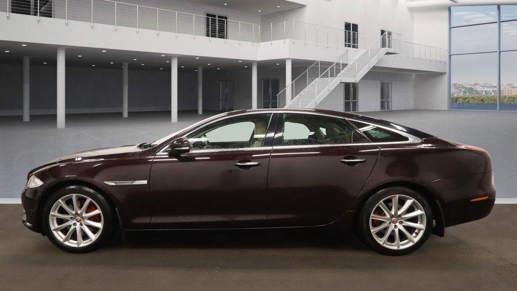 Used Jaguar XJ 2010 for sale - 77484383: Photo 10